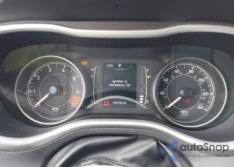 2014 Jeep Cherokee Latitude z USA, uszkodzony, nr VIN 1C4PJLCB3EW148691